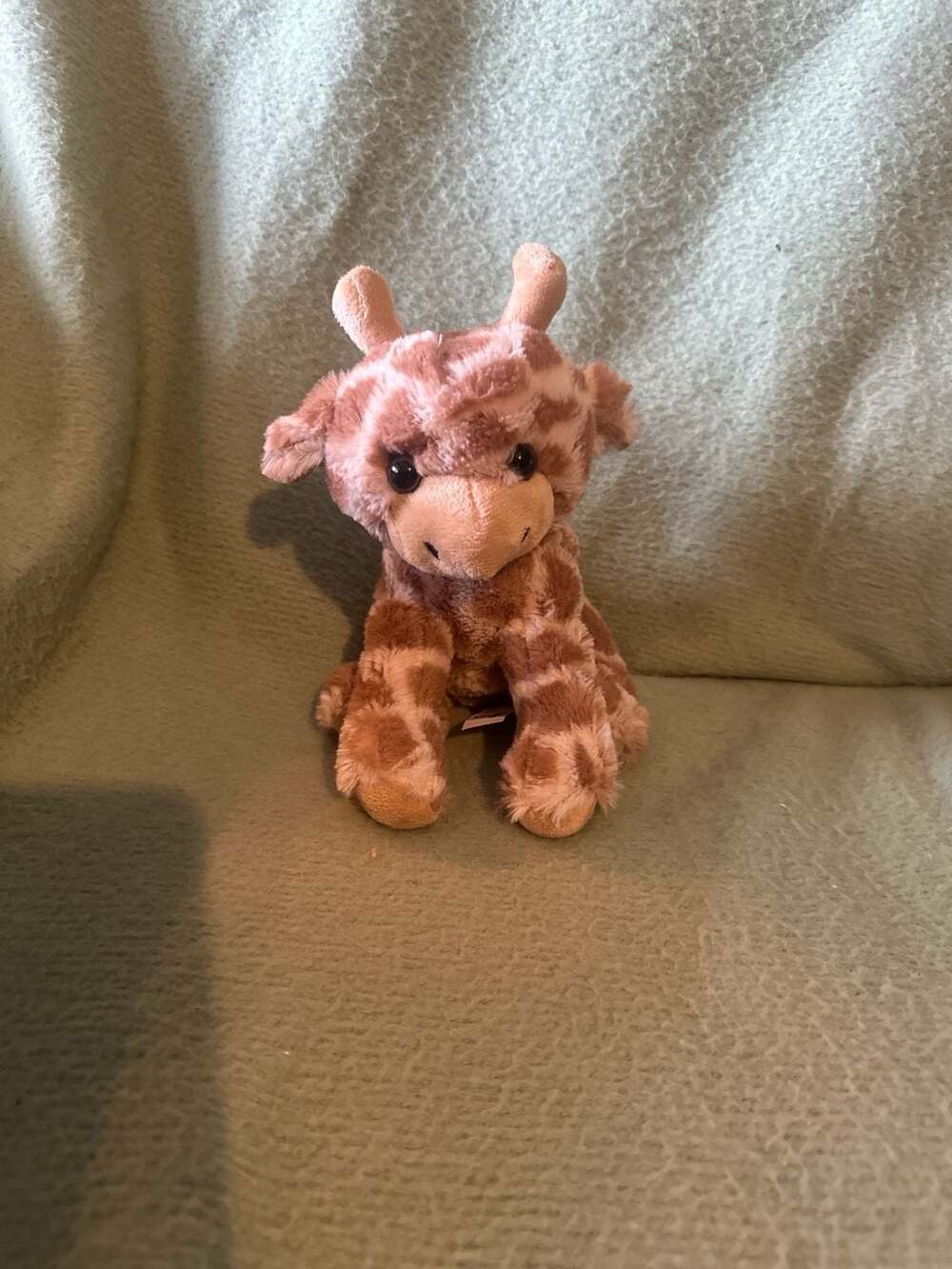 Goffa Small Sitting Plush Giraffe Stuffed Animal